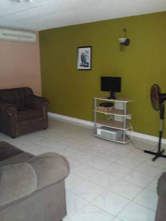 Impeccable Guest Rooms 2 Kingston Oda fotoğraf